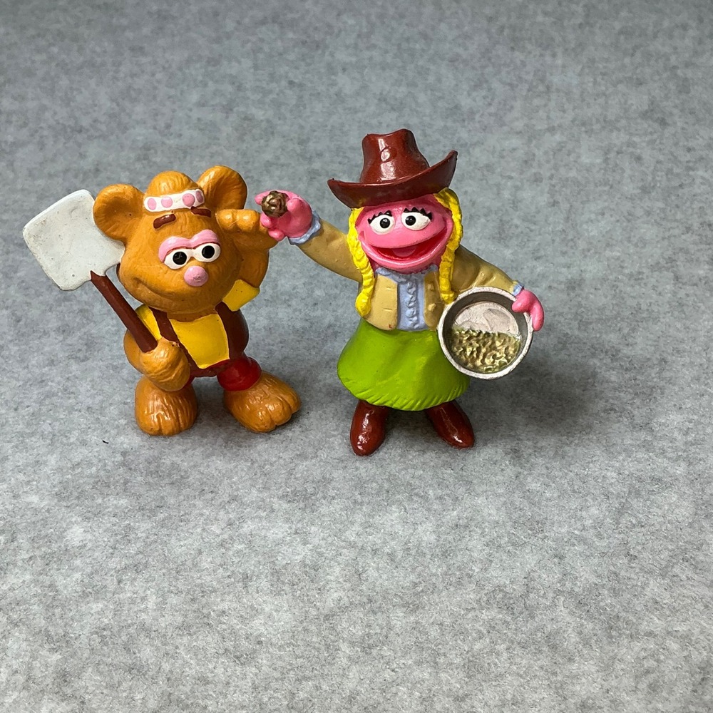 Vintage Muppet Babies PVC Figures Fozzie Bear Miss Piggy Gold Prospector Western